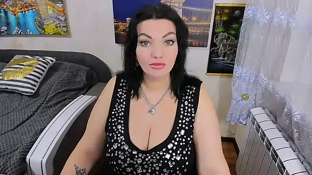 Lady Boom Wild  online show from 02/07/26, 06:11