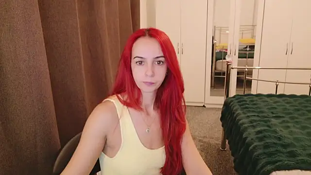 karlaolivia online show from 12/21/25, 03:19