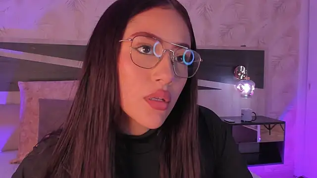 nicolle pierce online show from 02/25/26, 01:21