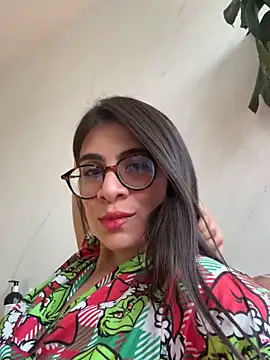 MariaIsabella8 online show from 03/05/25, 03:51