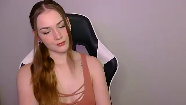 Snapshot of KLEOKILLS chatting on 10/18/25, 05:57 KLEOKILLS online show from 10/18/25, 05:57