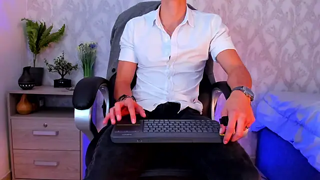 Dorianmistery2322  online show from 01/31/25, 06:57