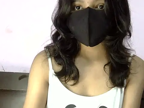 Cute Alaina online show from 10/24/25, 05:48