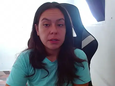 Snapshot of Hard_innocence chatting on 11/09/25, 05:22 Hard innocence online show from 11/09/25, 05:22