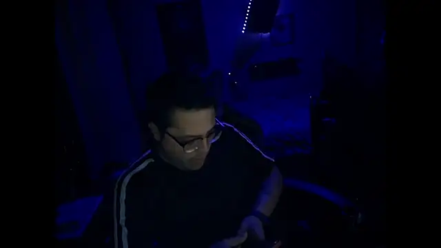 FrankGatsby11 online show from 12/19/24, 04:02