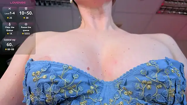 Angel Nikole online show from 03/09/26, 01:42