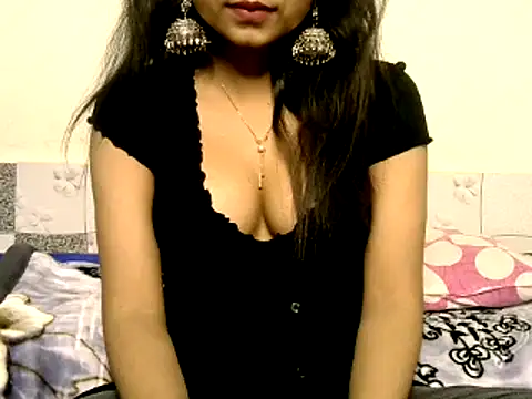 Snapshot of Sanjana_Gupta chatting on 02/08/25, 06:43 Sanjana Gupta online show from 02/08/25, 06:43