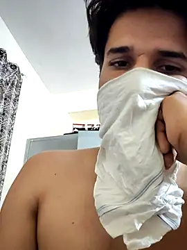 davidss57400 online show from 05/10/26, 06:35