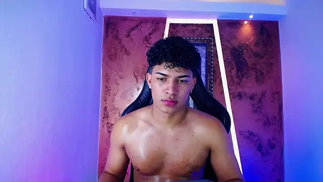 jamescurli  online show from 02/22/25, 10:07