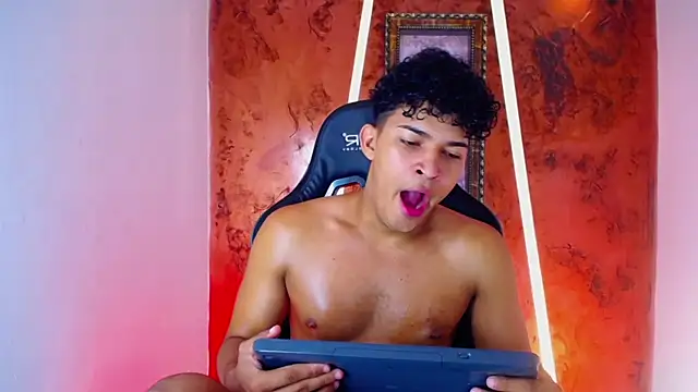 jamescurli  online show from 03/02/25, 04:28