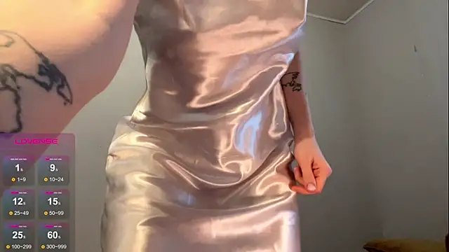 Lora Squirt online show from 01/29/25, 09:23