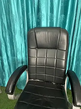 Snapshot of poision51 chatting on 02/07/25, 11:45 poision51 online show from 02/07/25, 11:45