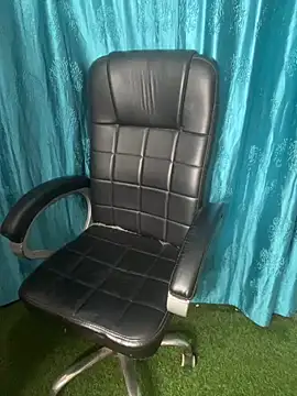 Snapshot of poision51 chatting on 02/20/25, 08:28 poision51 online show from 02/20/25, 08:28