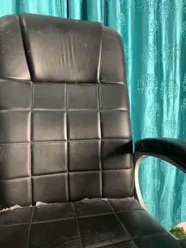 Snapshot of poision51 chatting on 09/11/25, 05:40 poision51 online show from 09/11/25, 05:40