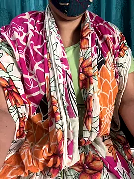 Snapshot of poision51 chatting on 09/20/25, 12:39 poision51 online show from 09/20/25, 12:39