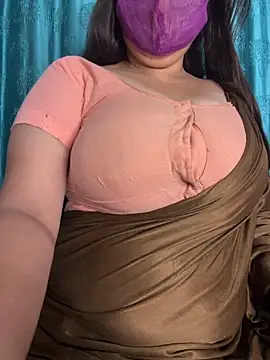 Snapshot of poision51 chatting on 09/23/25, 02:14 poision51 online show from 09/23/25, 02:14