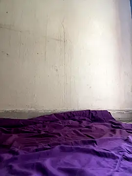 Snapshot of poision51 chatting on 10/26/25, 10:10 poision51 online show from 10/26/25, 10:10