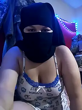 Sirinsx online show from 12/01/24, 11:14