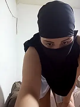 Sirinsx online show from 11/06/25, 10:54