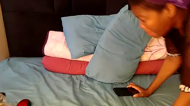 Busty-Londie online show from 02/12/26, 05:57