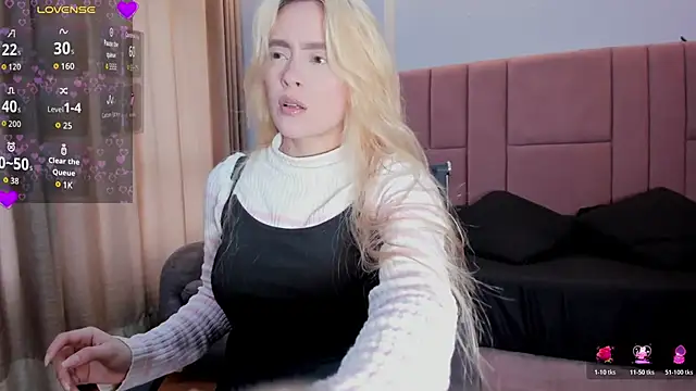 miacarperr1 online show from 04/15/26, 08:42