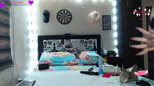 Rachell 111 online show from 02/25/25, 11:52