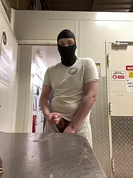 Lilian 701 online show from 04/07/26, 12:55