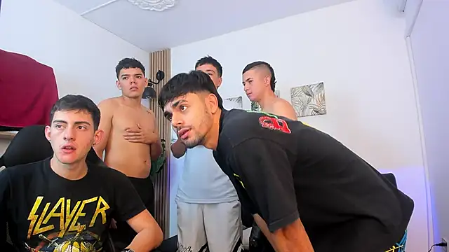 Sexy BoysW online show from 03/21/25, 08:29