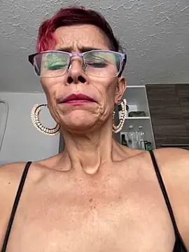 MireyaTorresGu online show from 02/06/25, 09:28