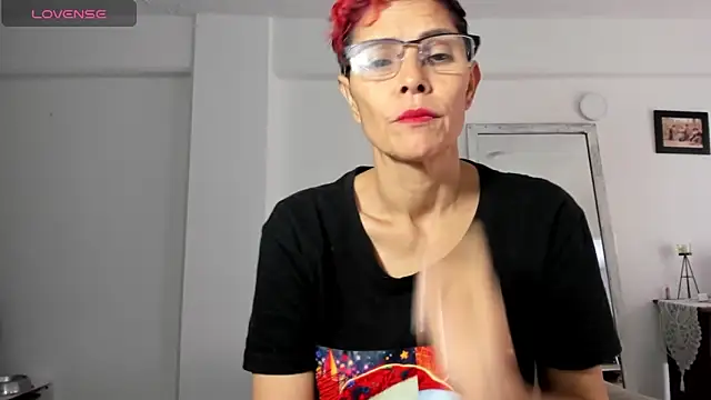 MireyaTorresGu online show from 02/13/25, 02:09