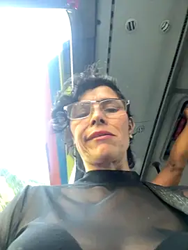 MireyaTorresGu online show from 09/22/25, 09:06