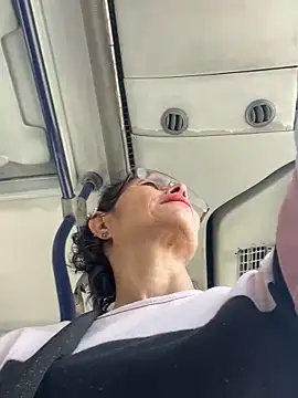 MireyaTorresGu online show from 09/25/25, 03:16