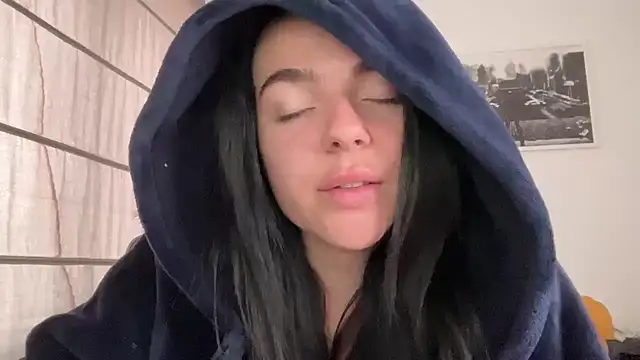 yorkshiregal online show from 12/02/24, 09:24