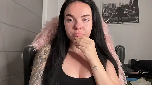 yorkshiregal online show from 12/07/24, 04:20