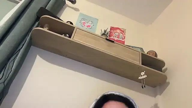 yorkshiregal online show from 12/19/25, 06:31