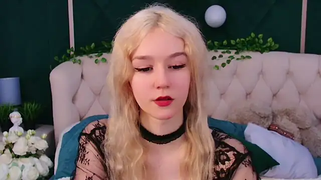 NaomiLoys online show from 02/16/25, 11:16