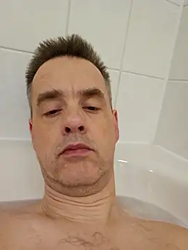 Hectorthyssen1 online show from 02/12/25, 07:56