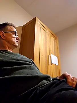 Hectorthyssen1 online show from 10/18/25, 10:32