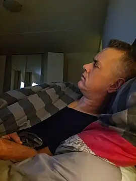 Hectorthyssen1 online show from 11/15/25, 10:48