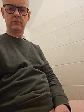 Hectorthyssen1 online show from 02/09/26, 07:18