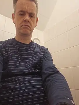 Hectorthyssen1 online show from 04/17/26, 06:22