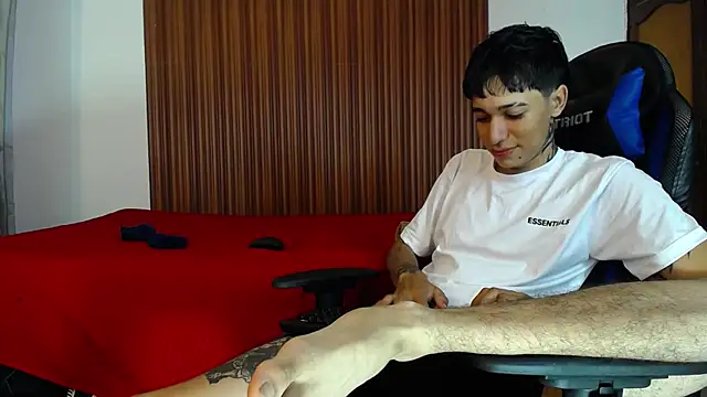 Snapshot of Zacktk7 chatting on 12/28/24, 07:54 Zacktk7 online show from 12/28/24, 07:54