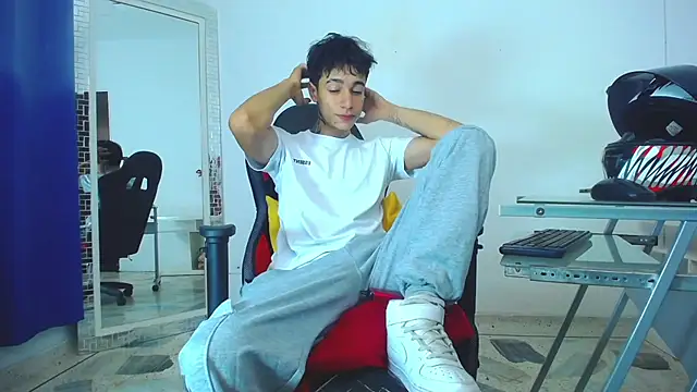 Snapshot of Zacktk7 chatting on 01/09/25, 08:55 Zacktk7 online show from 01/09/25, 08:55