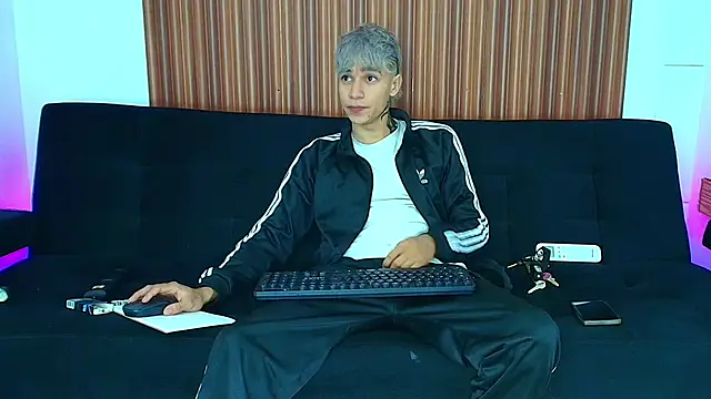 Snapshot of Zacktk7 chatting on 03/07/25, 08:00 Zacktk7 online show from 03/07/25, 08:00