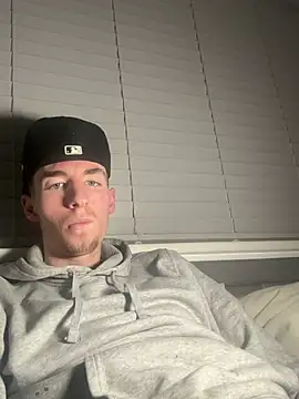 MikesWood21 online show from 01/31/25, 03:41