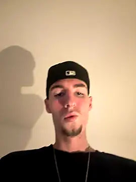 MikesWood21 online show from 10/19/25, 11:16