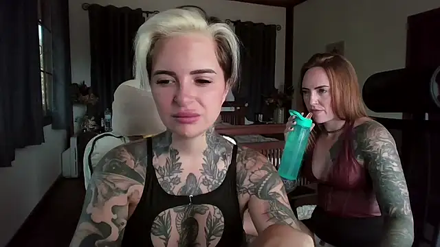 Snapshot of Alexandersonxo chatting on 03/04/26, 06:08 Alexandersonxo online show from 03/04/26, 06:08