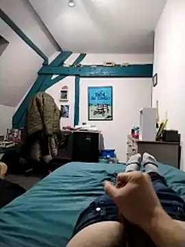 Snapshot of JulesG18 chatting on 03/02/26, 09:32 JulesG18 online show from 03/02/26, 09:32