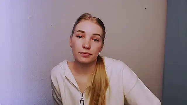 Queen ofLove online show from 03/04/26, 11:38