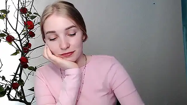 Queen ofLove online show from 03/27/26, 02:06